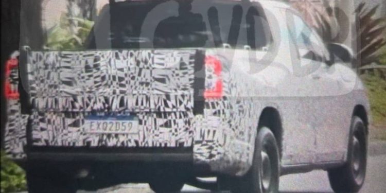 VW Tukan de cabine simples roda em testes e vai aposentar a Saveiro